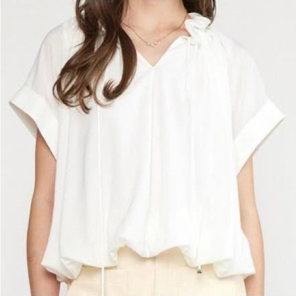 Entro White Ruffled Blouse - Picture 2 of 2